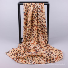 Novo estilo de boa qualidade colorido feito sob encomenda impresso leopardo ladied lenço hijab dubai